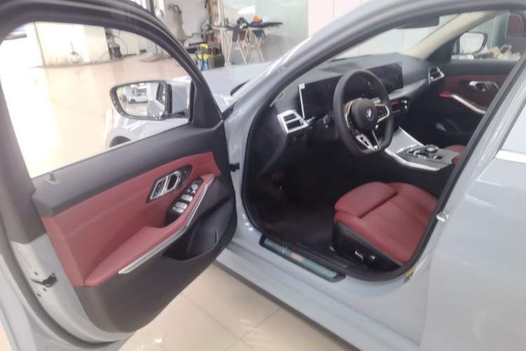 Used BMW i3 2026 Model, eDrive 35 L Driver Seat