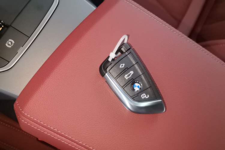 Used BMW i3 2026 Model, eDrive 35 L Vehicle Key
