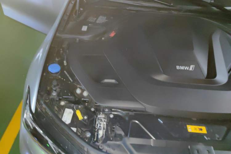 Used BMW i3 2026 Model, eDrive 35 L Engine Bay Right