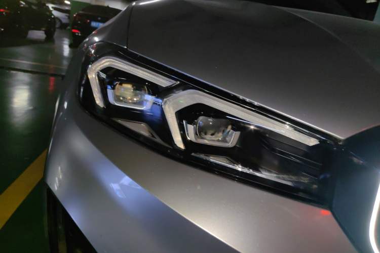 Used BMW i3 2026 Model, eDrive 35 L Right Front Headlight