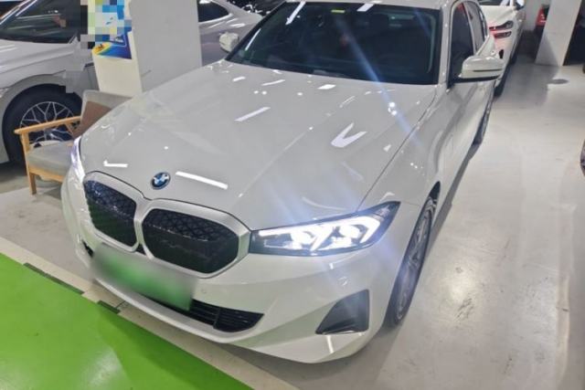 Ojetý BMW i3 2026 Model, eDrive 35 L