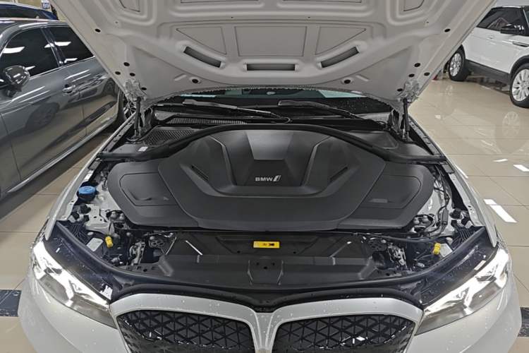 Used BMW i3 2026 Model, eDrive 35 L Engine Bay