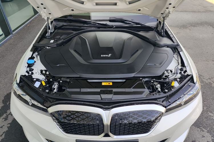 Used BMW i3 2026 Model, eDrive 35 L Engine Bay
