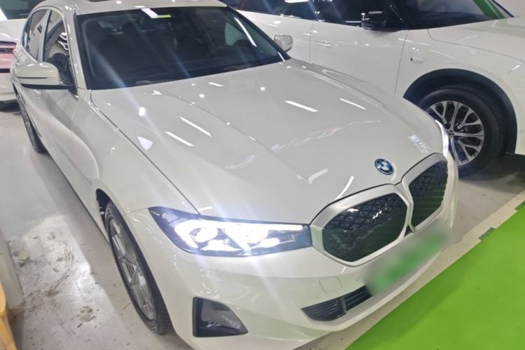 Used BMW i3 2026 Model, eDrive 35 L Front Right 45 Deg