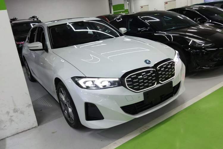 Used BMW i3 2026 Model, eDrive 35 L Front Right 45 Deg