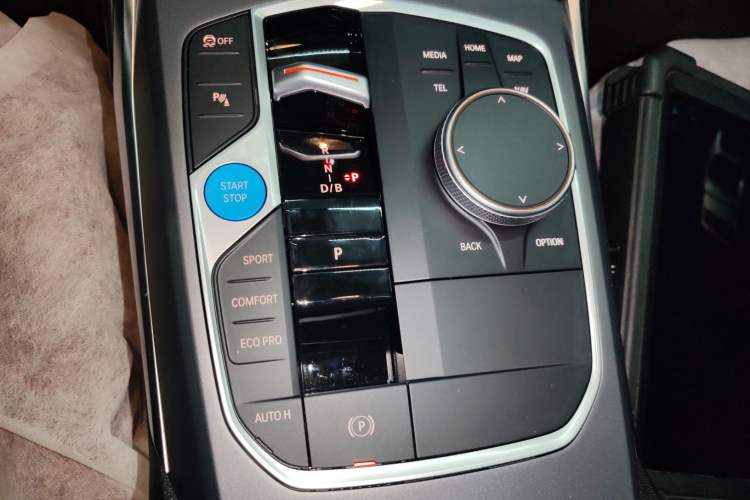 Used BMW i3 2026 Model, eDrive 35 L Gear Lever