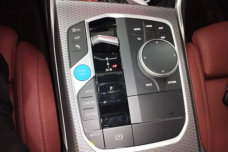 Used BMW i3 2026 Model Facelifted eDrive 40 L Midnight Package Gear Lever