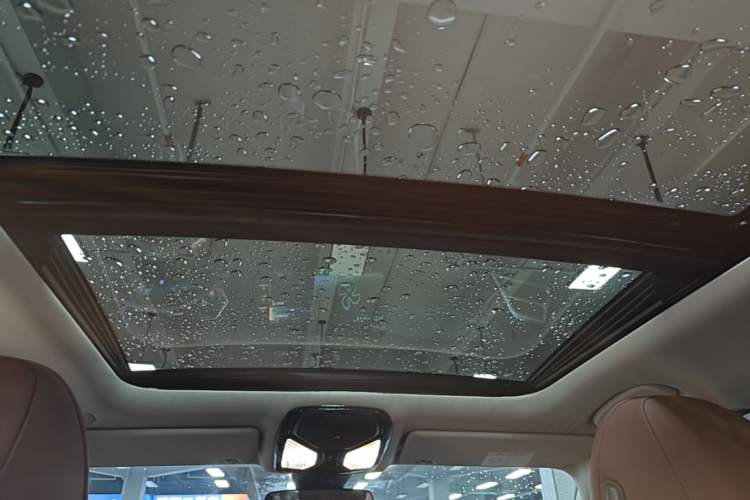 Used BMW i3 2026 Model, eDrive 35 L Headliner