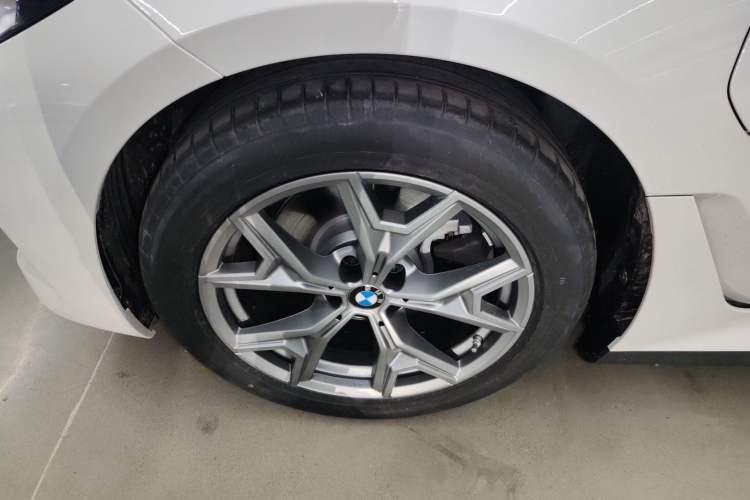Used BMW i3 2026 Model, eDrive 35 L Left Front Wheel Hub