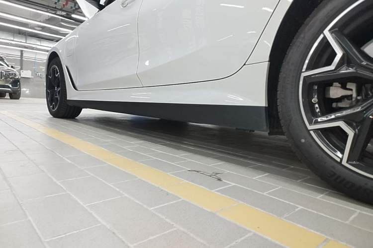 Used BMW i3 2026 Model Facelifted eDrive 40 L Midnight Package Left Side Sill
