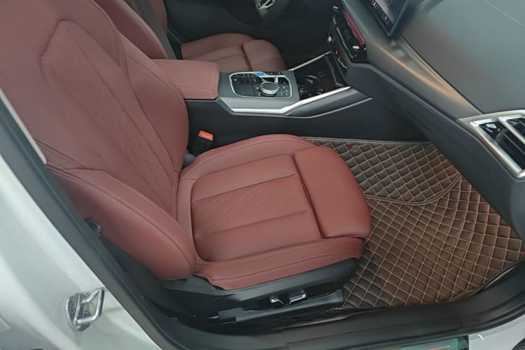 Used BMW i3 2026 Model, eDrive 35 L Right Front Seat