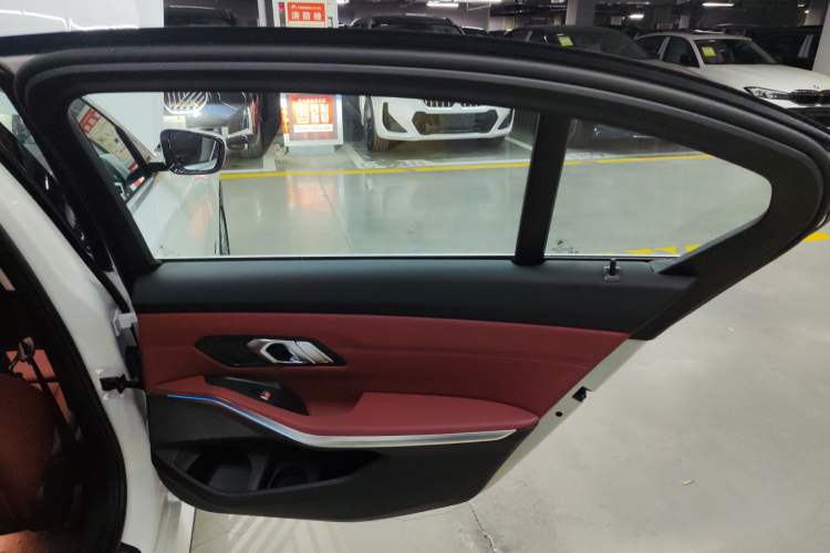 Used BMW i3 2026 Model, eDrive 35 L Right Rear Door Interior