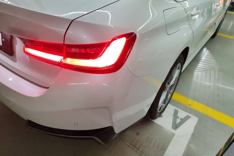 Used BMW i3 2026 Model, eDrive 35 L Right Rear Taillight