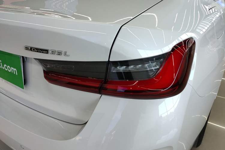 Used BMW i3 2026 Model, eDrive 35 L Right Rear Taillight