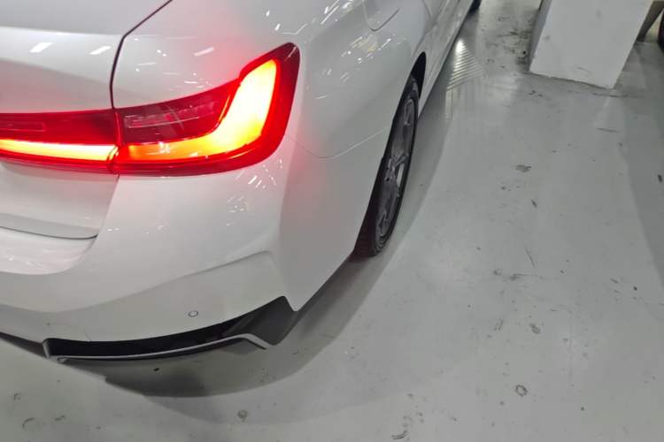 Used BMW i3 2026 Model, eDrive 35 L Right Rear Taillight
