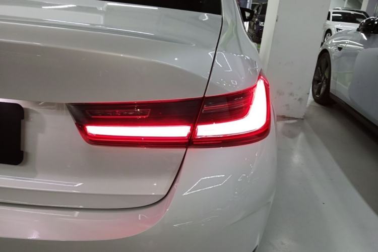Used BMW i3 2026 Model, eDrive 35 L Right Rear Taillight