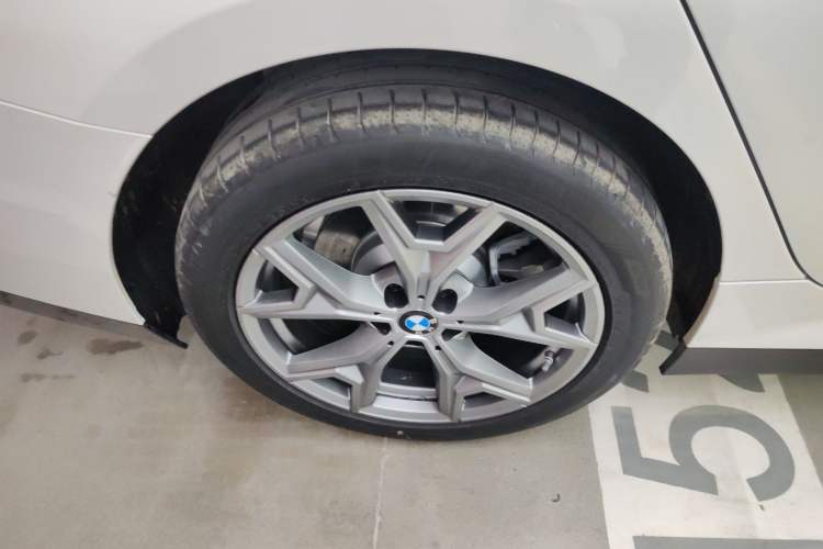Used BMW i3 2026 Model, eDrive 35 L Right Rear Wheel Hub