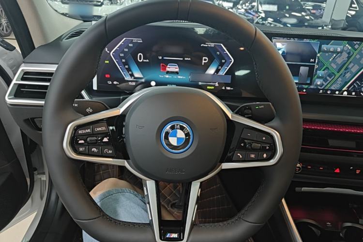 Used BMW i3 2026 Model, eDrive 35 L Steering Wheel