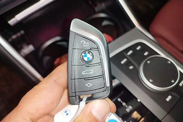 Used BMW i3 2026 Model Facelifted eDrive 40 L Midnight Package Vehicle Key