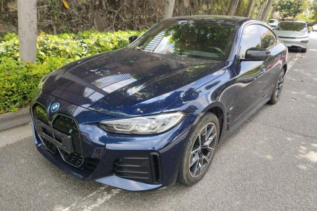 Used BMW i4 2022 eDrive40