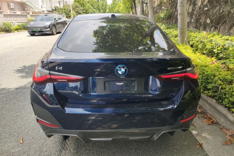 Used BMW i4 2022 eDrive40 Exterior 4