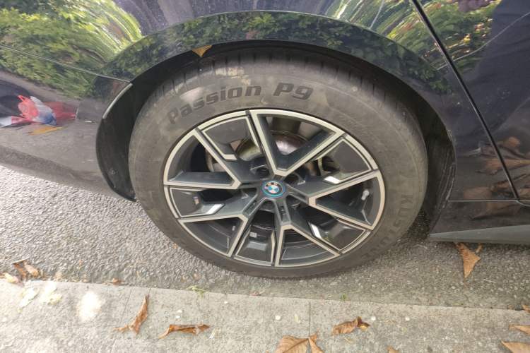 Used BMW i4 2022 eDrive40 Exterior 8