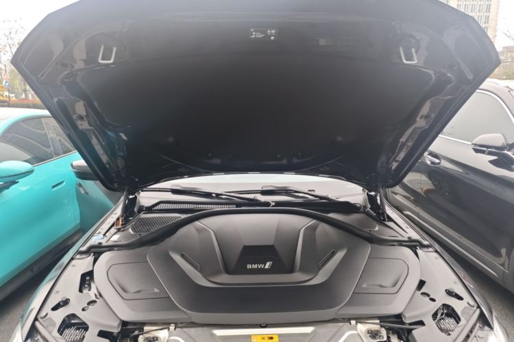 Used BMW i4 2022 eDrive40 Engine Bay