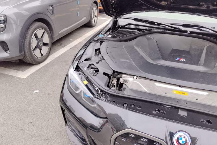 Used BMW i4 2022 M50 Engine Bay Right