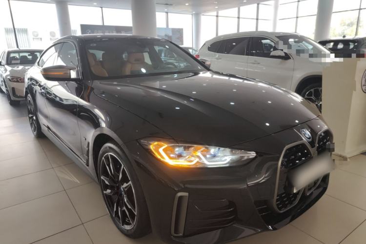 Used BMW i4 2022 M50 Exterior 2