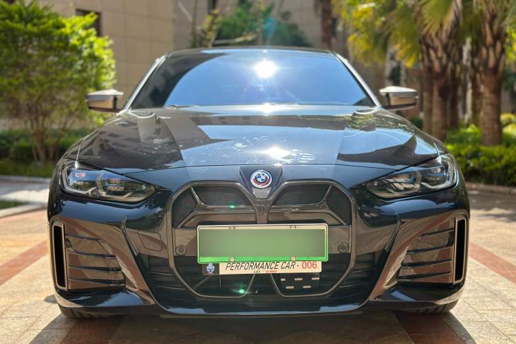 Used BMW i4 2022 M50 Exterior 3
