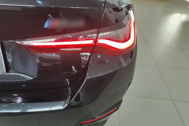 Used BMW i4 2022 M50 Exterior 6