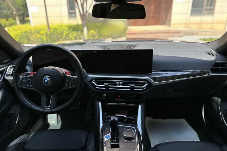 Used BMW i4 2022 M50 Interior 3