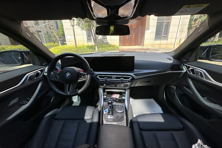 Used BMW i4 2022 M50 Interior 8