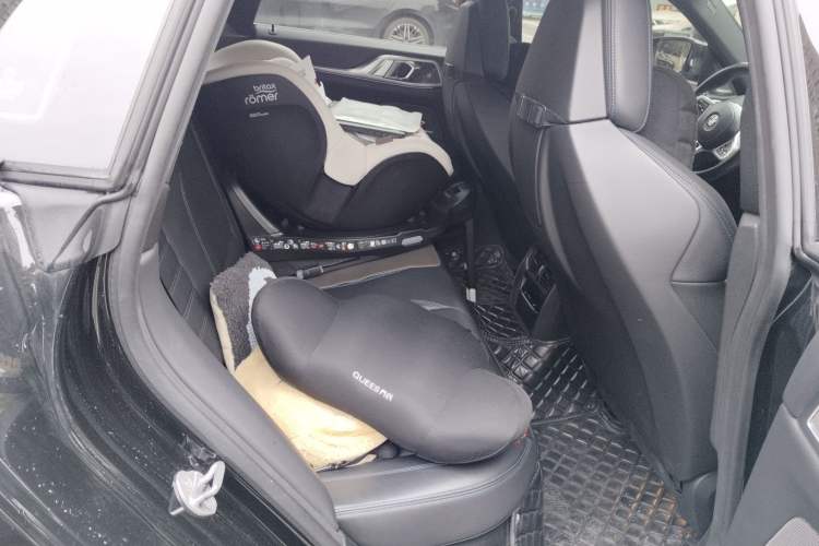 Used BMW i4 2022 M50 Left Rear Seat
