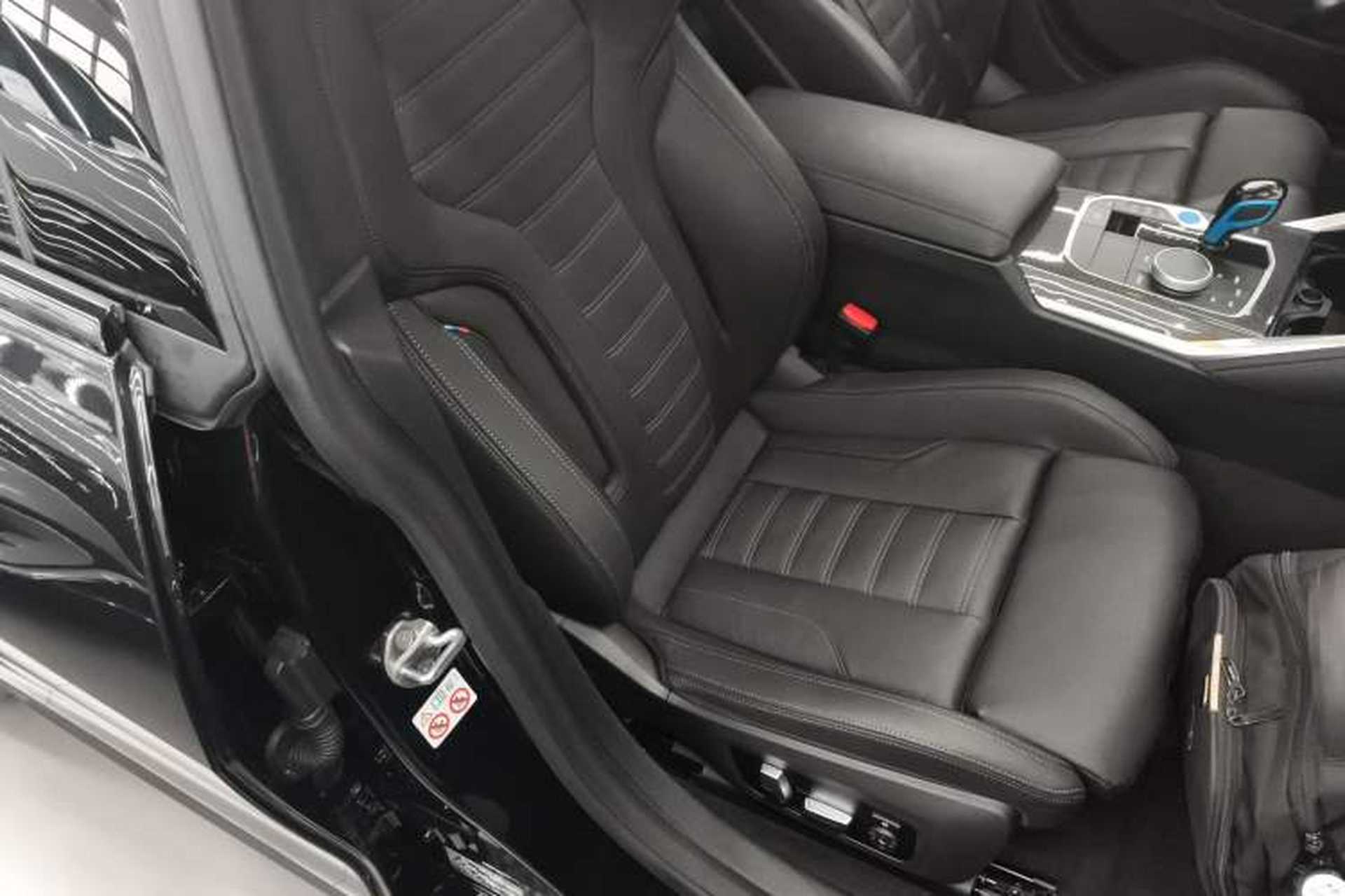 Used BMW i4 2022 M50 Right Front Seat