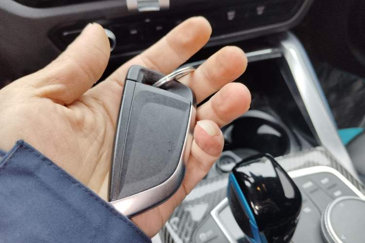 Used BMW i4 2022 M50 Vehicle Key