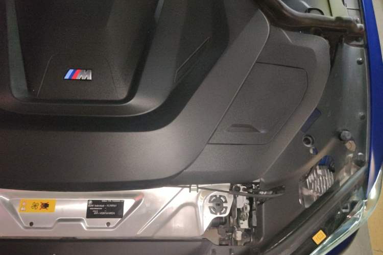 Used BMW i4 2022 M50 Engine Bay Left