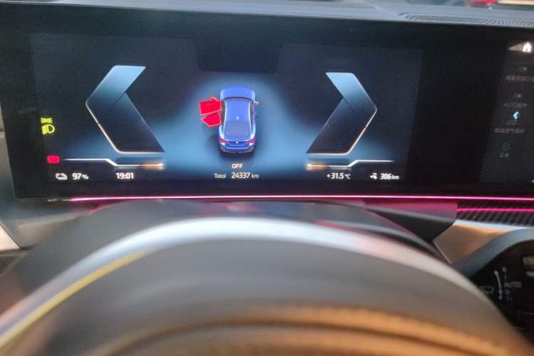 Used BMW i4 2022 M50 Odometer Close Up
