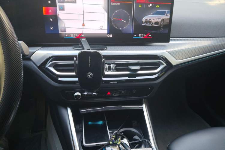 Used BMW i4 2022 eDrive40 Audio And AC Panel