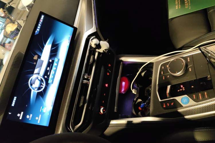 Used BMW i4 2022 M50 Audio And AC Panel