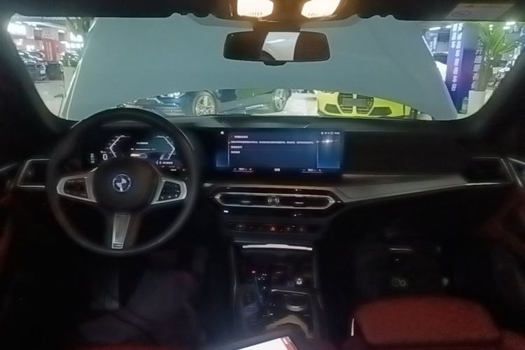 Used BMW i4 2022 eDrive40 Center Console