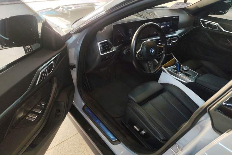 Used BMW i4 2022 eDrive40 Driver Seat