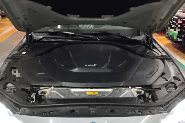 Used BMW i4 2022 eDrive40 Engine Bay