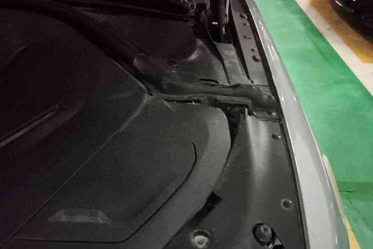 Used BMW i4 2022 eDrive40 Engine Bay Left