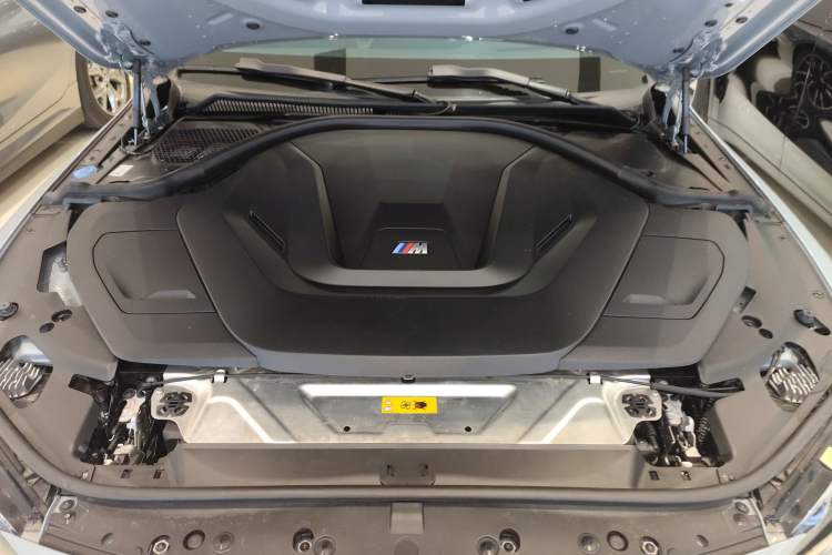 Used BMW i4 2022 M50 Engine Bay