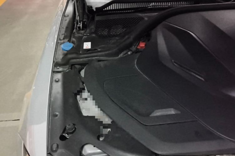 Used BMW i4 2022 eDrive40 Engine Bay Right