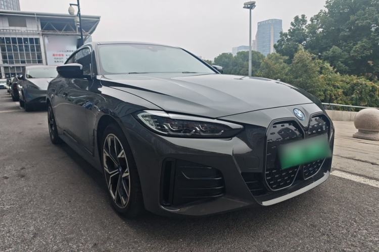 Used BMW i4 2022 eDrive40 Exterior 2