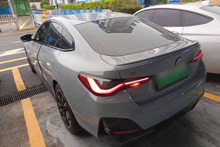 Used BMW i4 2022 M50 Exterior 2