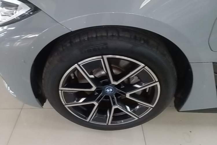 Used BMW i4 2022 eDrive40 Exterior 2