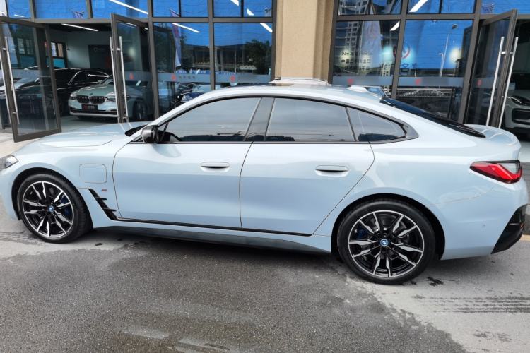 Used BMW i4 2022 M50 Exterior 3